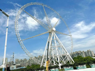 上海锦江乐园摩天轮正在拆除中，预计5月底6月初拆完